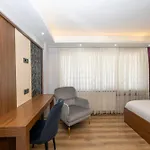 Hatem\'S House In Taksim