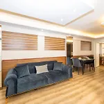 Hatem\'S House In Taksim