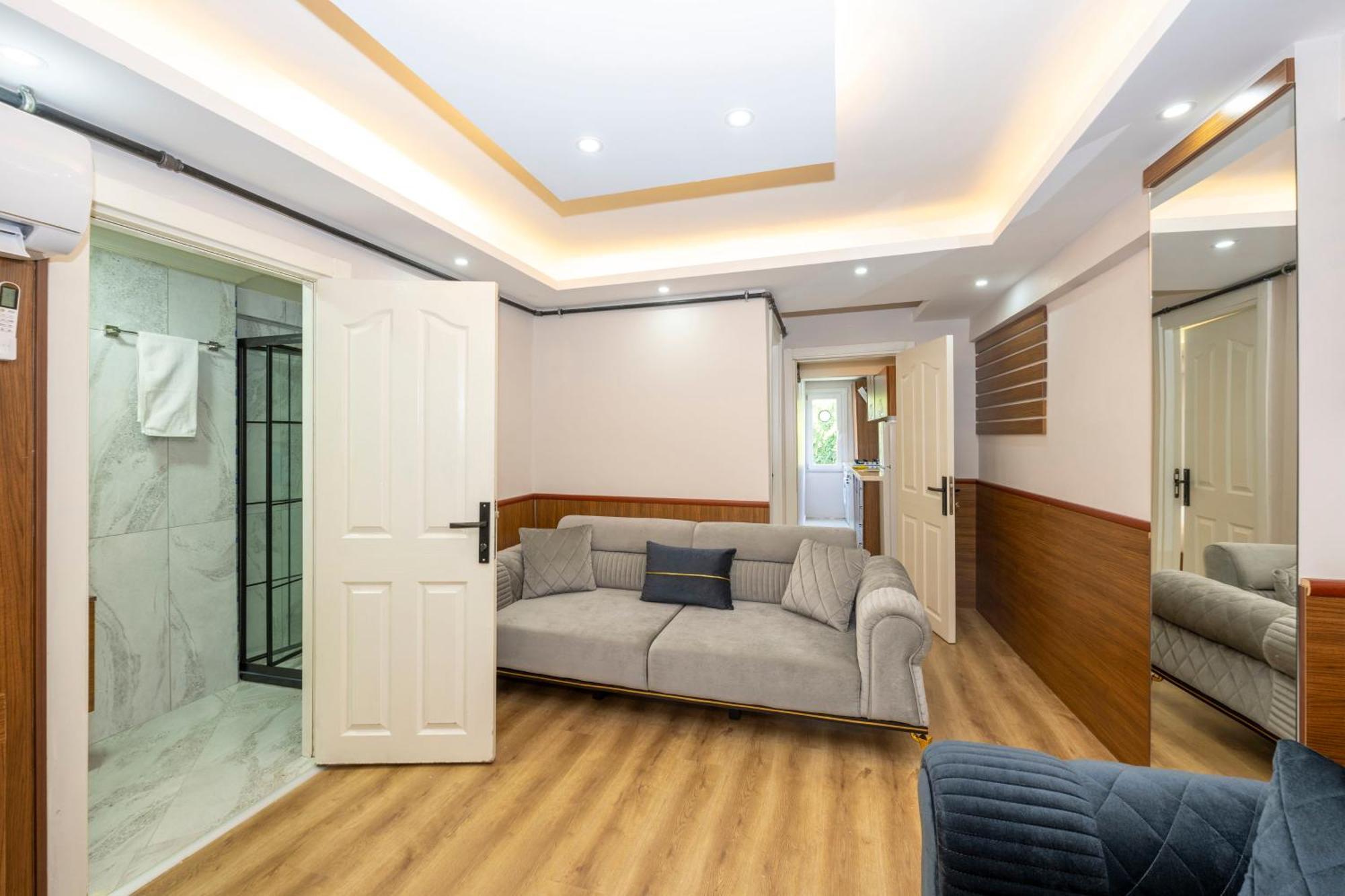 Daire Hatem's House In Taksim *