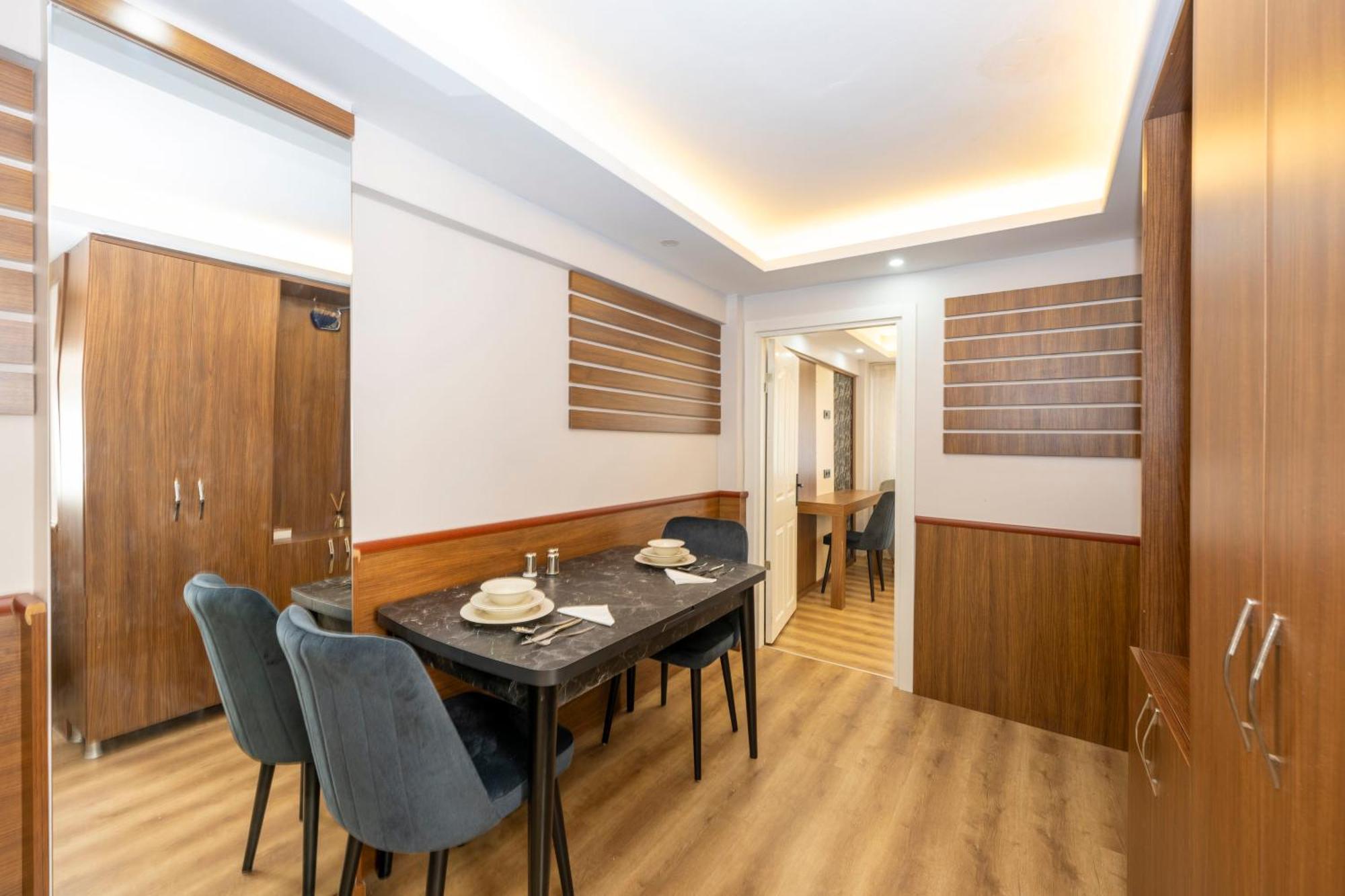 Hatem's House In Taksim * İstanbul